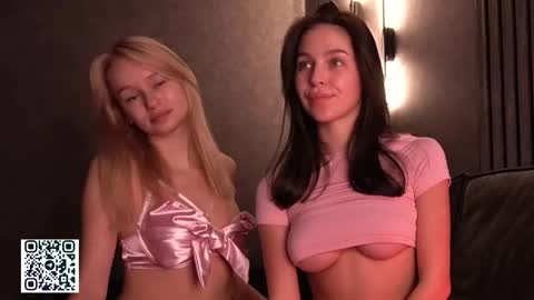 Snapshot of sarahcarrter chatting on 14, 9, 2025 Sarah online show from 14, 9, 2025