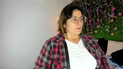 Sarah Deyvis online show from 30, 11, 2025