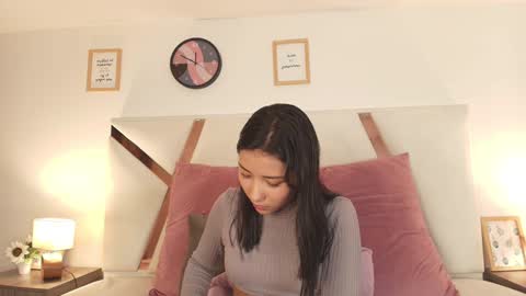 Snapshot of sarahevans__ chatting on 27, 12, 2024 Sarah Evans online show from 27, 12, 2024