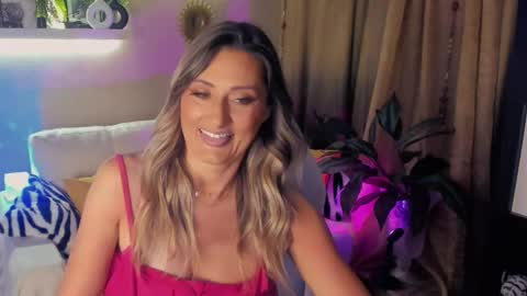 Divine Sarah NONUDE model online show from 18, 5, 2026