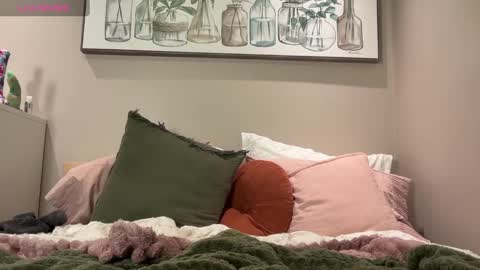 sarahinparadise online show from 18, 9, 2025