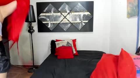  SARAHJEY     online show from 20, 2, 2025