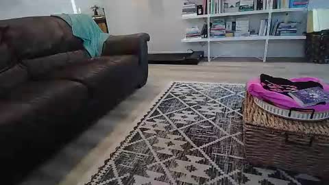 sarahlampo online show from 5, 7, 2026