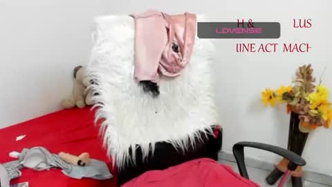 Snapshot of sarahlovexxv chatting on 17, 4, 2026 Sarah online show from 17, 4, 2026