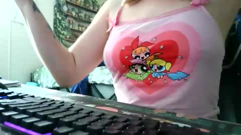 Snapshot of sarahpmummy chatting on 5, 5, 2026 Sarah online show from 5, 5, 2026