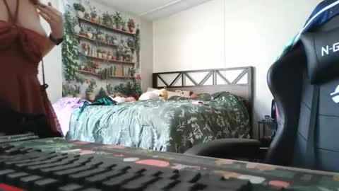 Snapshot of sarahpmummy chatting on 19, 5, 2026 Sarah online show from 19, 5, 2026