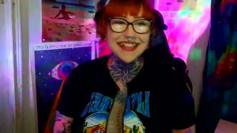 Snapshot of saraht666 chatting on 16, 5, 2026 Sarah T online show from 16, 5, 2026