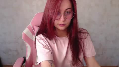 Snapshot of sarakinski chatting on 20, 6, 2026 Sara online show from 20, 6, 2026