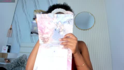 Sara Lewis online show from 27, 3, 2026