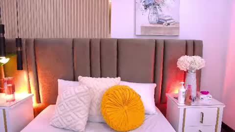 Snapshot of saralugo chatting on 15, 6, 2026 Sara Lugo online show from 15, 6, 2026