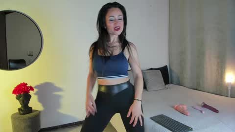Snapshot of saramilf_69 chatting on 12, 3, 2025 saramilf_69 online show from 12, 3, 2025