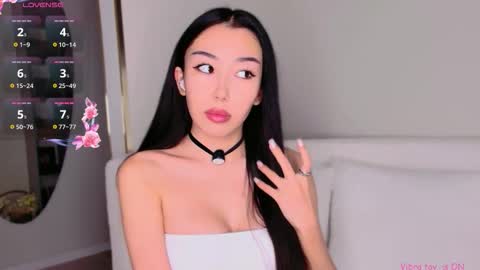 Mia online show from 26, 10, 2025