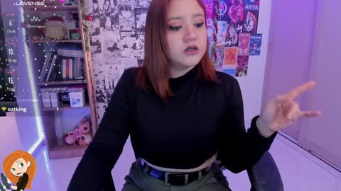 Snapshot of sararuales5 chatting on 5, 12, 2024 Sara Ruales online show from 5, 12, 2024