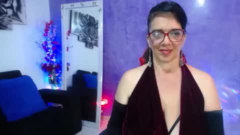 Snapshot of sarasmith2 chatting on 24, 9, 2025 sara online show from 24, 9, 2025