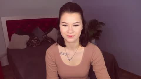 Snapshot of saravivid chatting on 7, 5, 2026 SaraVivid online show from 7, 5, 2026