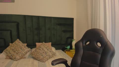      online show from 24, 10, 2025