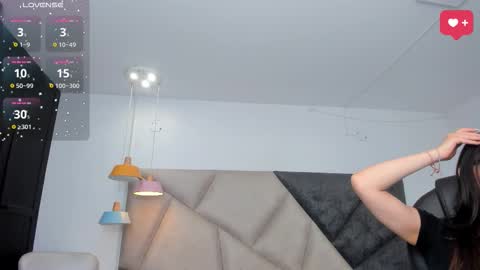      online show from 13, 3, 2026