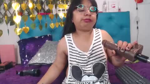 Sara Wills online show from 31, 1, 2025