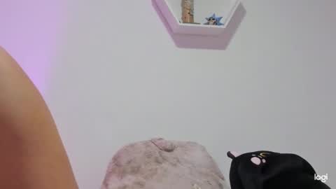 Saray  online show from 5, 2, 2025