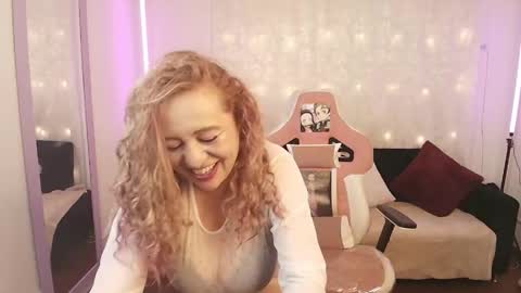 Snapshot of saray_soto chatting on 23, 4, 2026 Saray online show from 23, 4, 2026