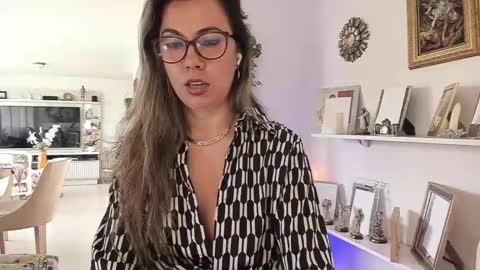 sarha online show from 11, 2, 2025