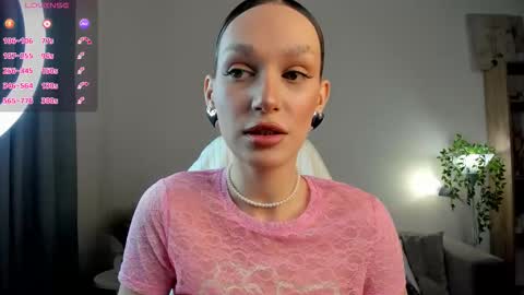 Your Selena 3 online show from 16, 11, 2025