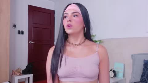 Sara online show from 6, 11, 2025