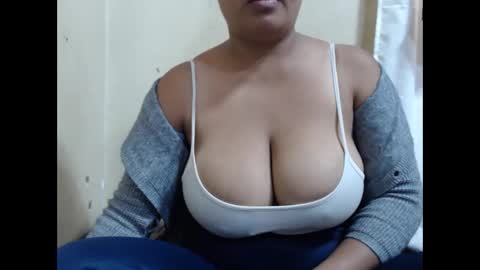 saronette online show from 11, 5, 2026