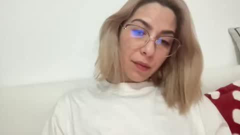 Sarrah online show from 19, 1, 2025