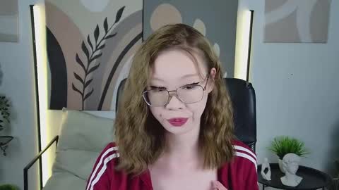 Snapshot of sarrahrice chatting on 11, 2, 2026 SarahRice online show from 11, 2, 2026