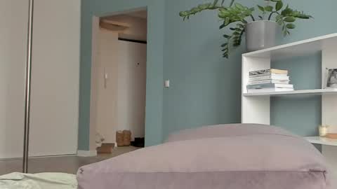 Sasha online show from 3, 3, 2025