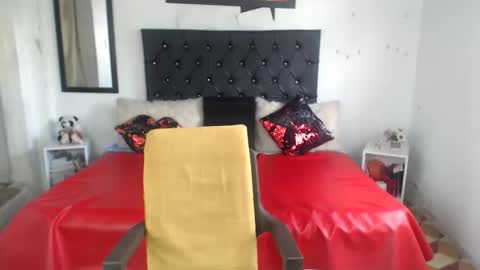 Snapshot of sasha_maturee chatting on 19, 1, 2025 sasha maturee online show from 19, 1, 2025