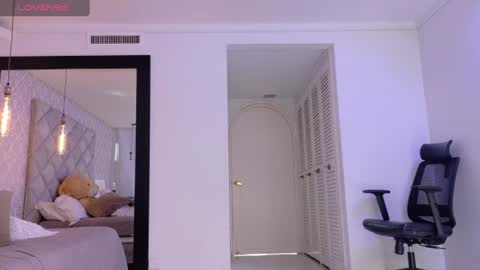 sasha_sinne online show from 15, 7, 2026