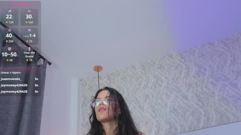 Snapshot of sasha_wolff chatting on 28, 4, 2026 Sasha online show from 28, 4, 2026