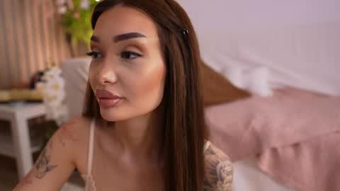 sashafererra online show from 4, 4, 2026