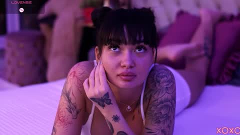 Dennise online show from 28, 10, 2025