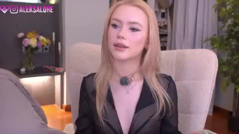 Snapshot of sashalore chatting on 19, 6, 2026 sashalore online show from 19, 6, 2026