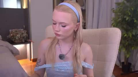 Snapshot of sashalore chatting on 26, 7, 2026 sashalore online show from 26, 7, 2026