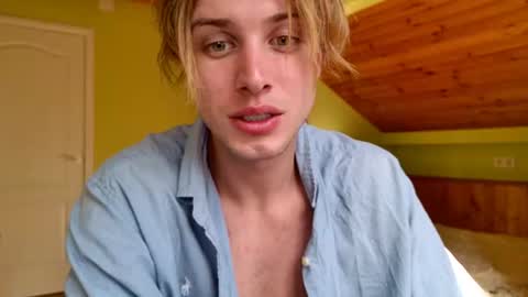 Sasha --  online show from 3, 8, 2026