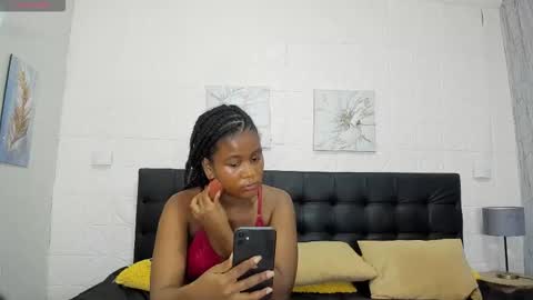 SashhaLux22 online show from 12, 1, 2026