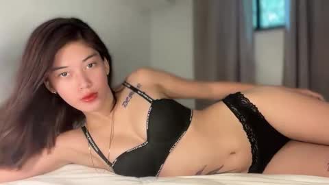Snapshot of sashi_kaye chatting on 2, 3, 2026 sashi_kaye online show from 2, 3, 2026