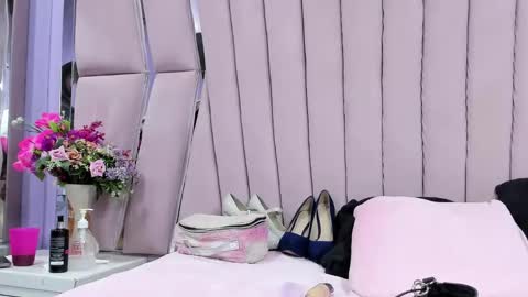 Snapshot of sashsapety chatting on 17, 12, 2025 sashsapety online show from 17, 12, 2025