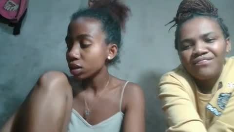 Snapshot of sasivia08 chatting on 2, 2, 2026 sasivia08 online show from 2, 2, 2026