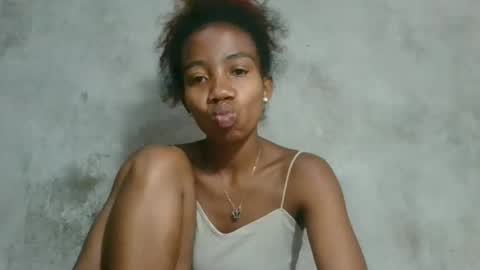 Snapshot of sasivia08 chatting on 3, 2, 2026 sasivia08 online show from 3, 2, 2026