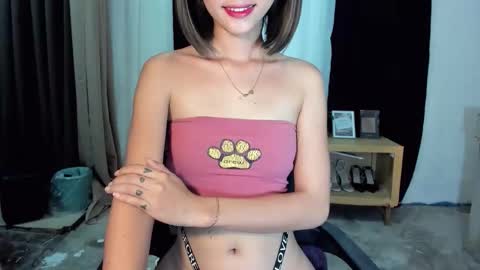 lovely Khaty online show from 14, 4, 2026