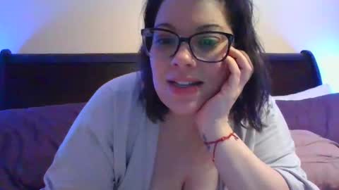 Snapshot of sassyavarose chatting on 23, 12, 2025 sassyavarose online show from 23, 12, 2025