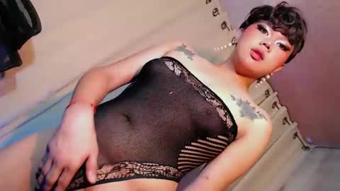 Snapshot of sassyffyra69 chatting on 29, 5, 2026 MARIO LABO online show from 29, 5, 2026