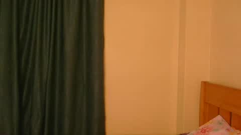 Snapshot of sassyleila chatting on 17, 6, 2026 sexxy one online show from 17, 6, 2026