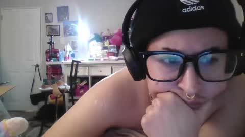 Snapshot of sassypandaxxx chatting on 7, 1, 2025 koolkat online show from 7, 1, 2025