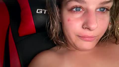 sassysquirtsmmm online show from 23, 4, 2026